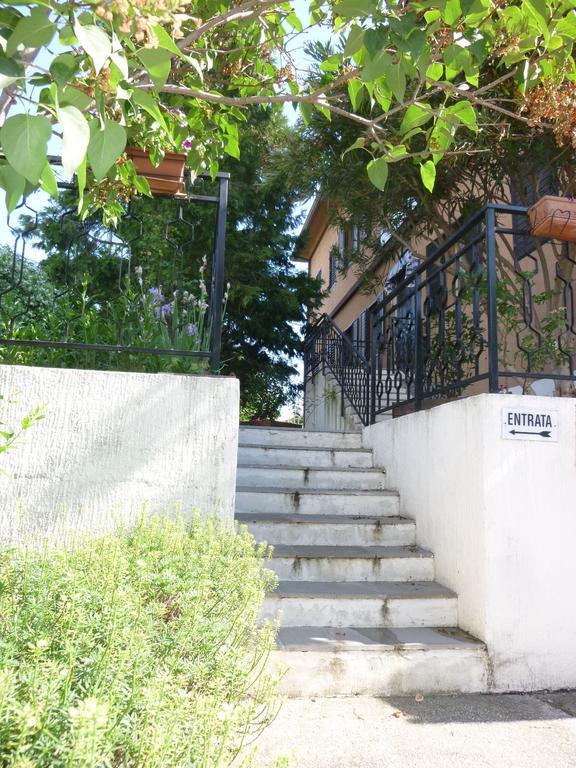 Hotel "Locanda Gaia" Муджа Экстерьер фото